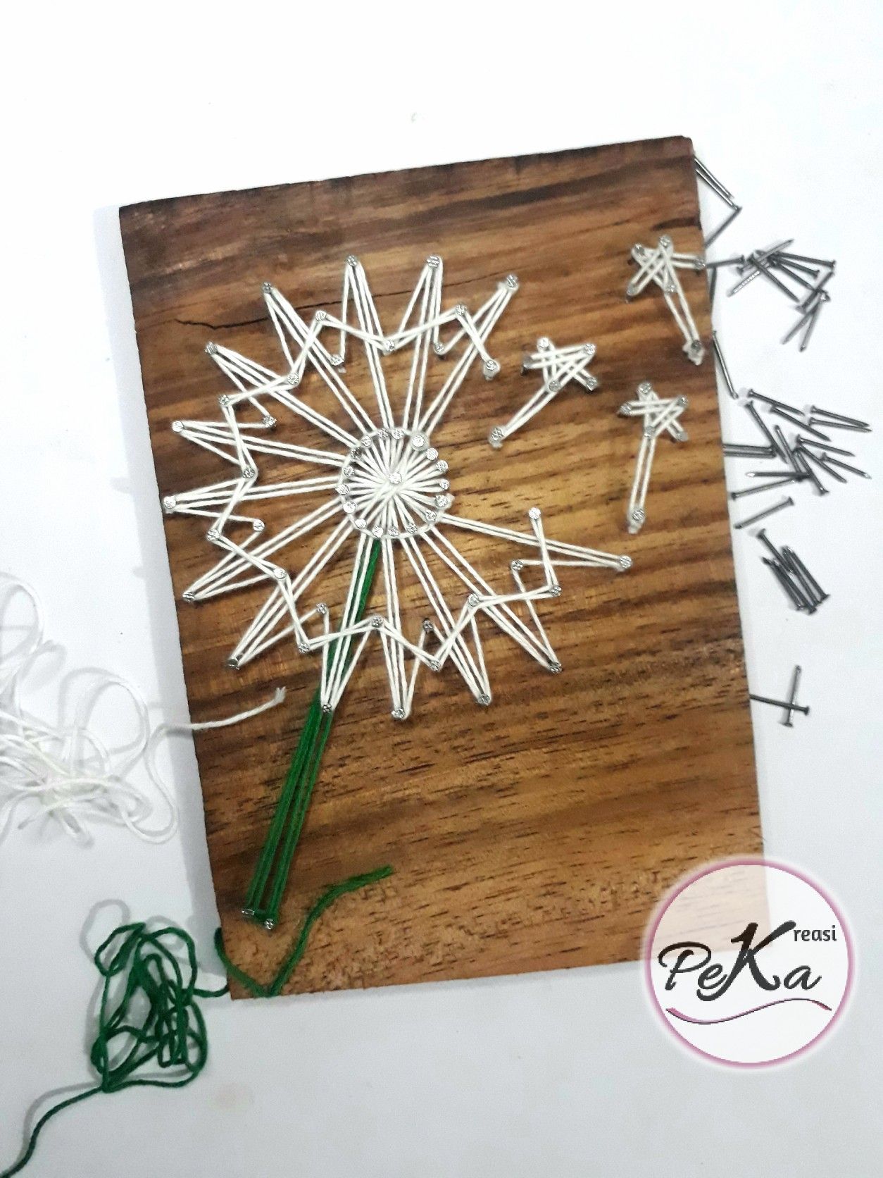 Detail String Art Bunga Nomer 5
