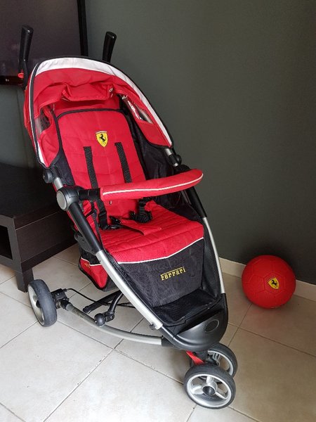 Detail Strollers Ferrari Nomer 51