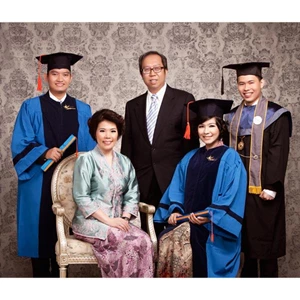 Detail Studio Foto Wisuda Jakarta Nomer 17