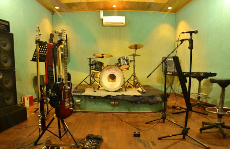 Detail Studio Musik Mini Di Rumah Nomer 31