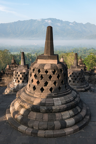 Detail Stupa Candi Borobudur Nomer 32