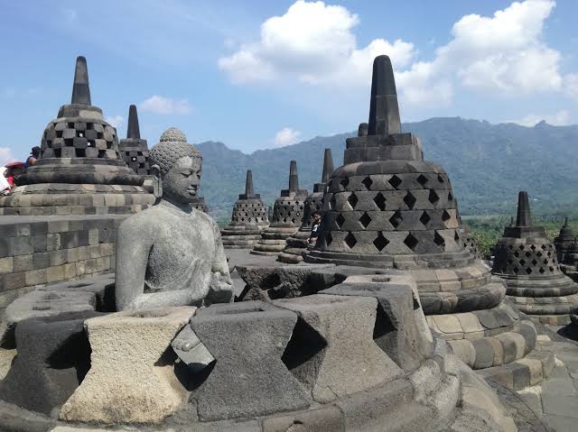 Detail Stupa Candi Borobudur Nomer 5