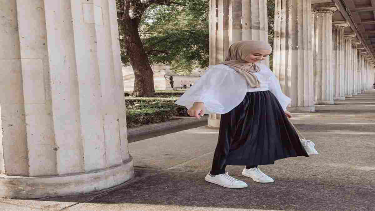 Detail Style Hijab Anak Kuliahan Nomer 10