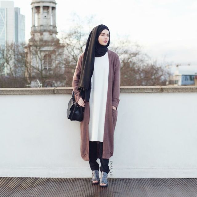 Detail Style Hijab Anak Kuliahan Nomer 17