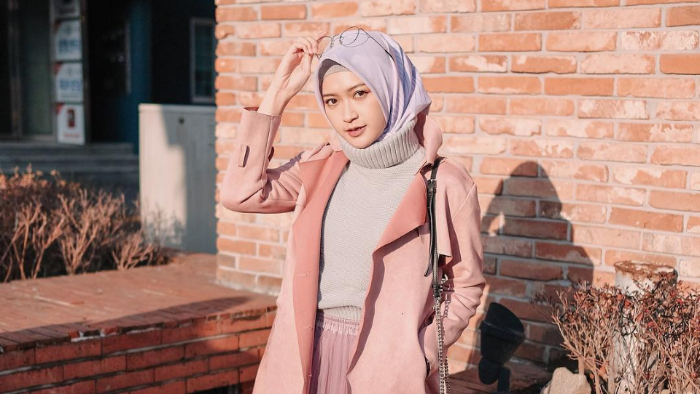 Detail Style Hijab Anak Kuliahan Nomer 29