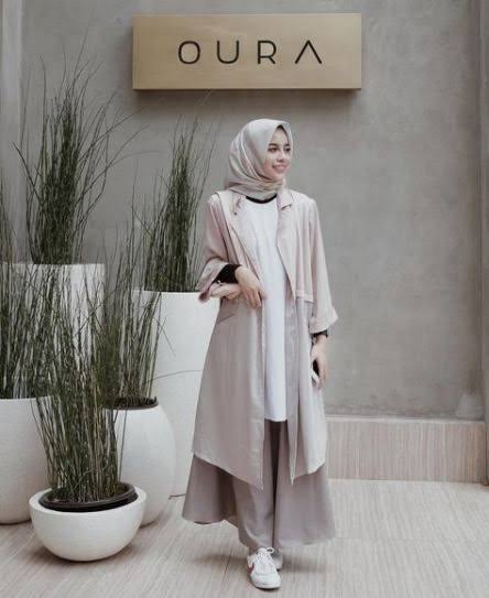 Detail Style Hijab Anak Kuliahan Nomer 46