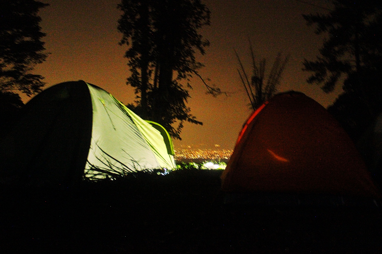 Detail Suasana Camping Malam Hari Nomer 34