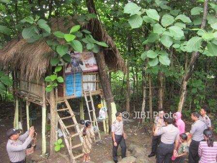 Detail Suasana Desa Dan Hutan Gambar 2d Nomer 46