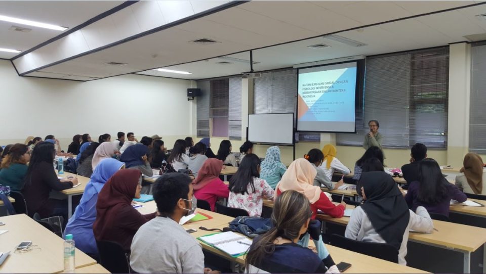 Detail Suasana Kelas Kuliah Nomer 13