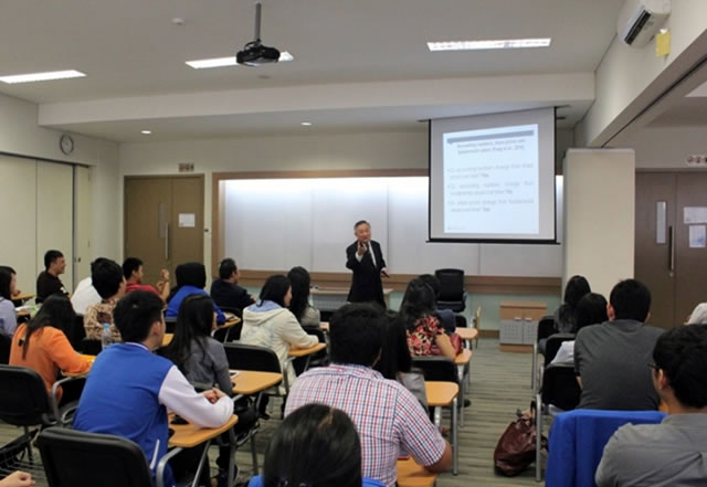 Detail Suasana Kelas Kuliah Nomer 6