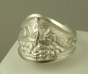 Detail Submarine Dolphin Jewelry Nomer 14