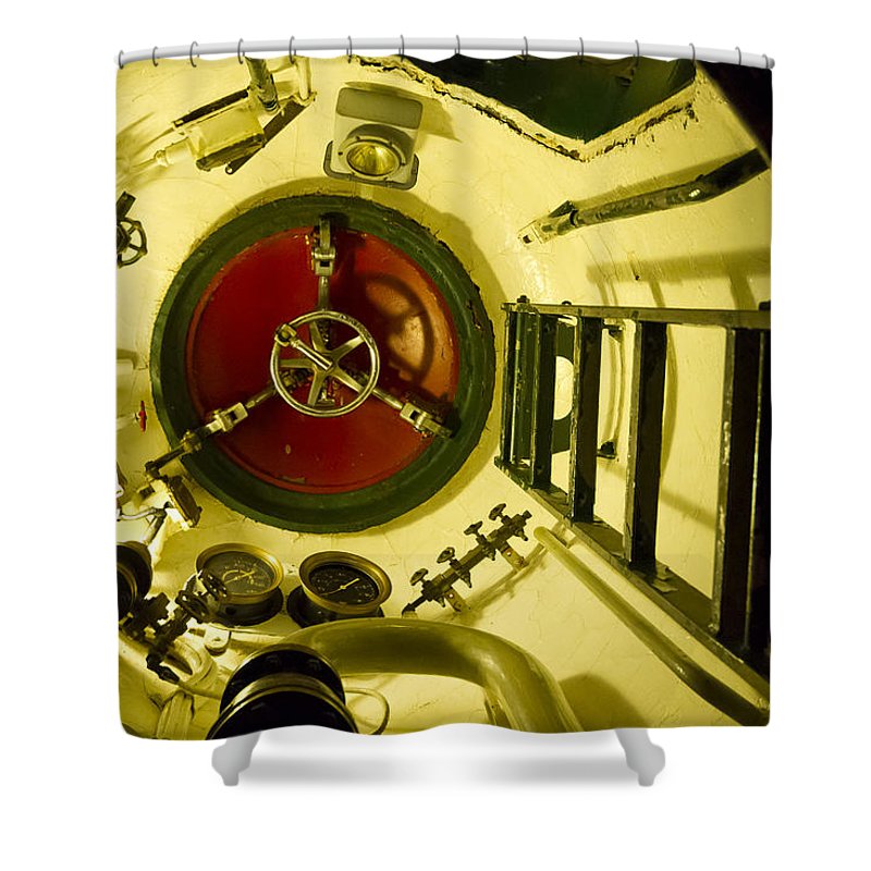 Detail Submarine Shower Curtain Nomer 42