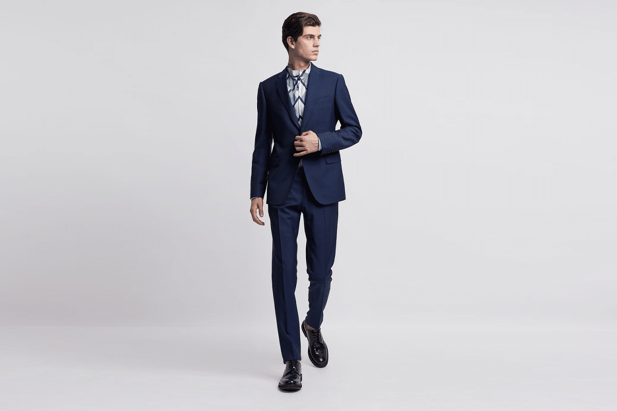 Detail Suit Image Nomer 4