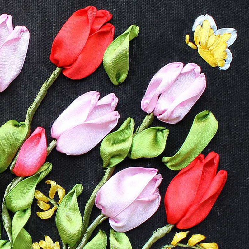 Detail Sulam Pita Bunga Tulip Nomer 3