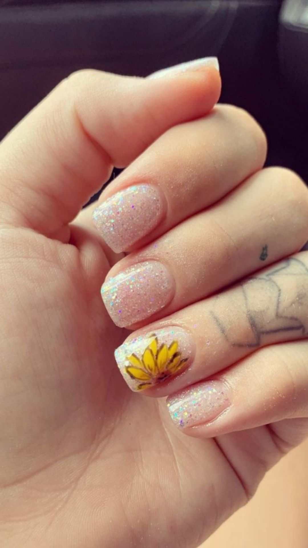 Detail Sunflower Nails Clear Nomer 53