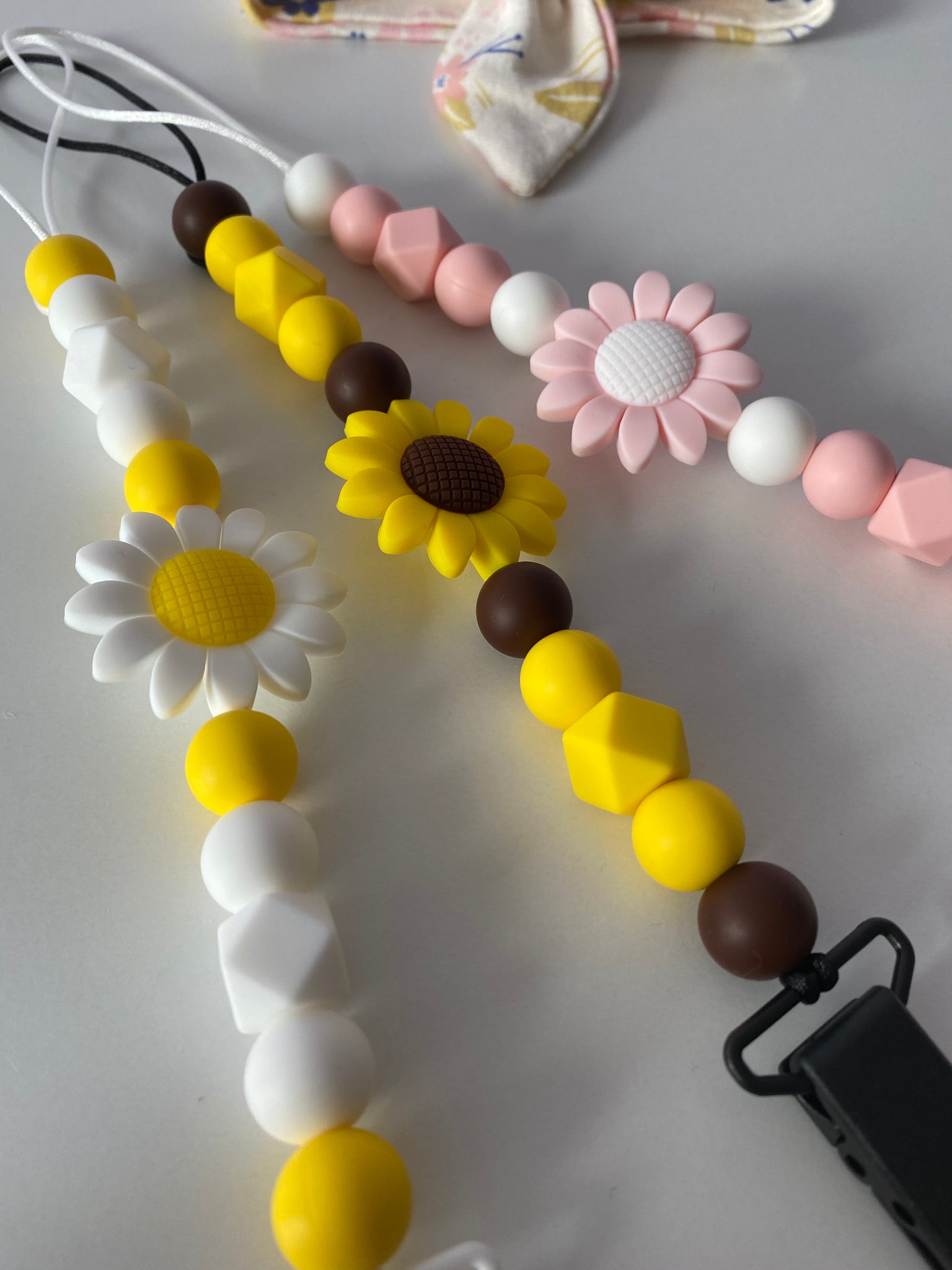 Detail Sunflower Pacifier Clip Nomer 10