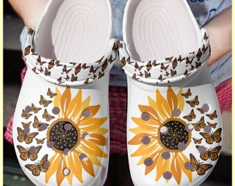 Detail Sunflower Print Crocs Nomer 53