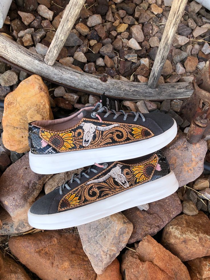 Detail Sunflower Skull Vans Nomer 32