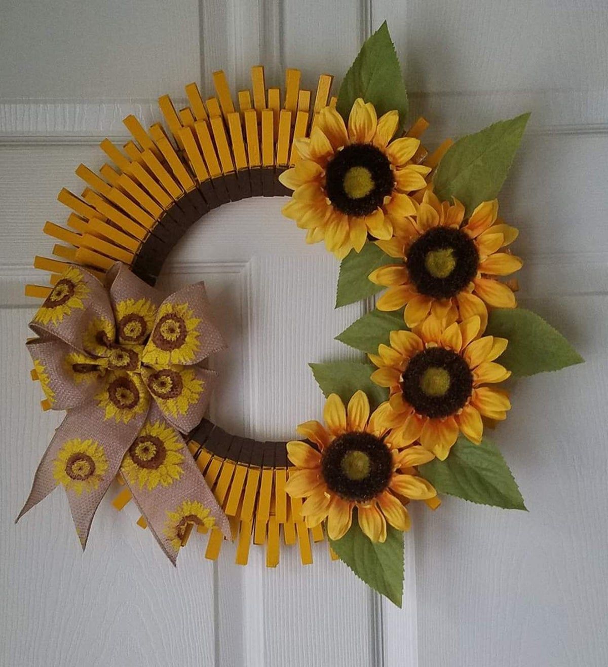 Detail Sunflower Wreath Clothespins Nomer 22