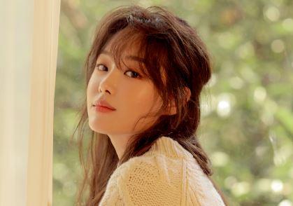 Detail Sung Hoon Dan Song Ji Eun Nomer 45
