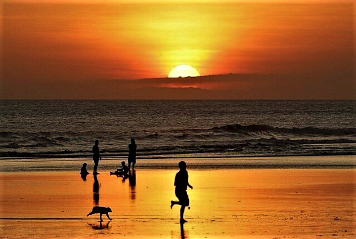 Detail Sunset Di Pantai Bali Nomer 24