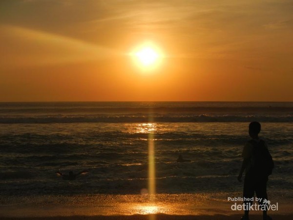 Detail Sunset Pantai Bali Nomer 30