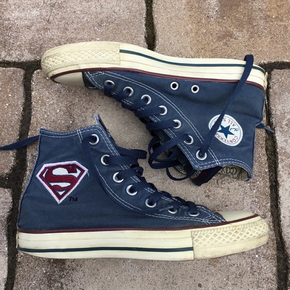 Detail Superman Chucks Nomer 26