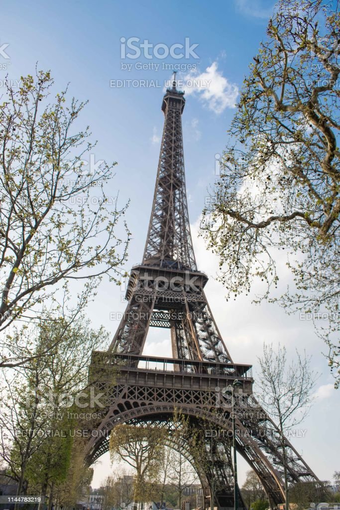 Detail Download Gambar Menara Eiffel Nomer 30