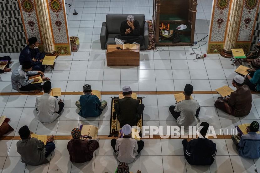 Detail Surat Menuntut Ilmu Nomer 23