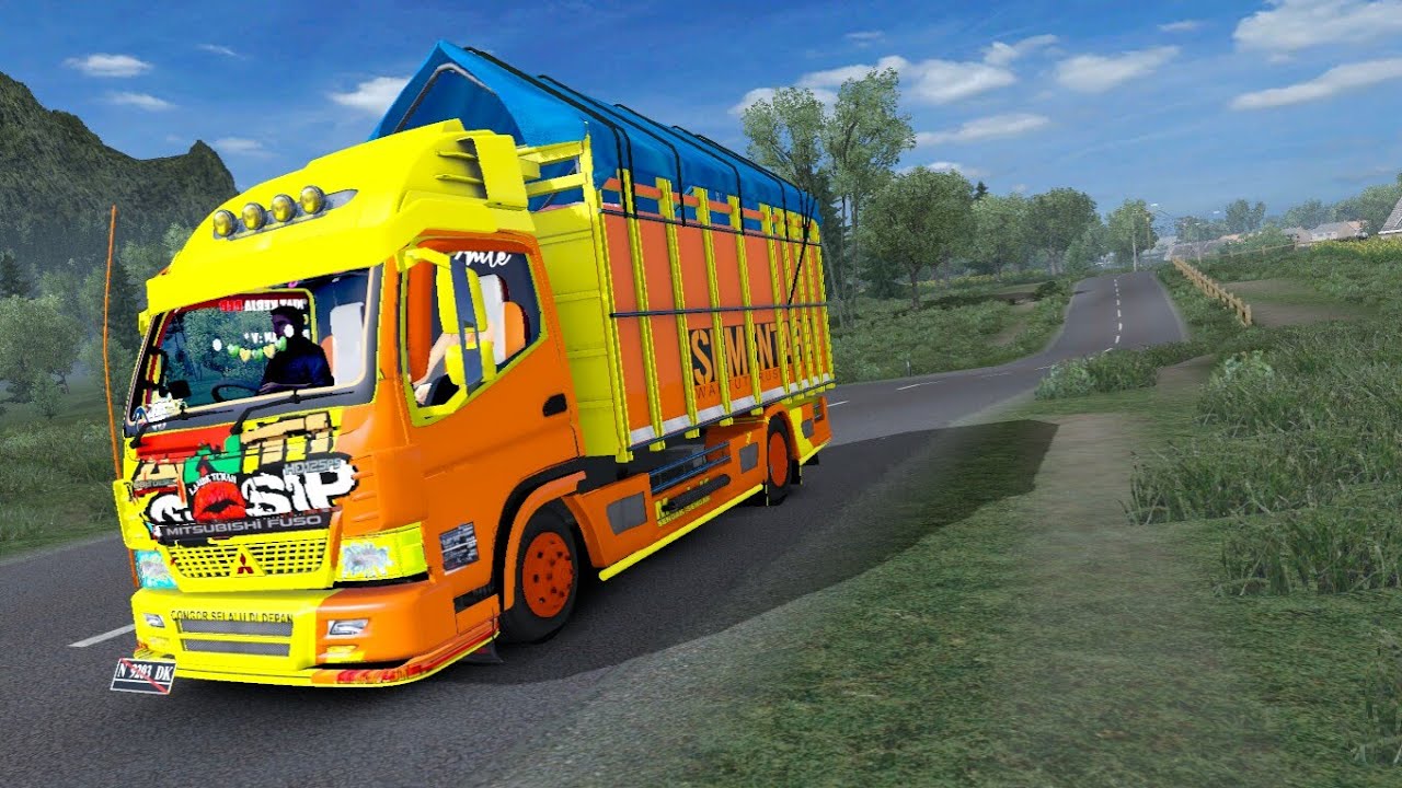 Detail Download Gambar Truk Canter Nomer 27