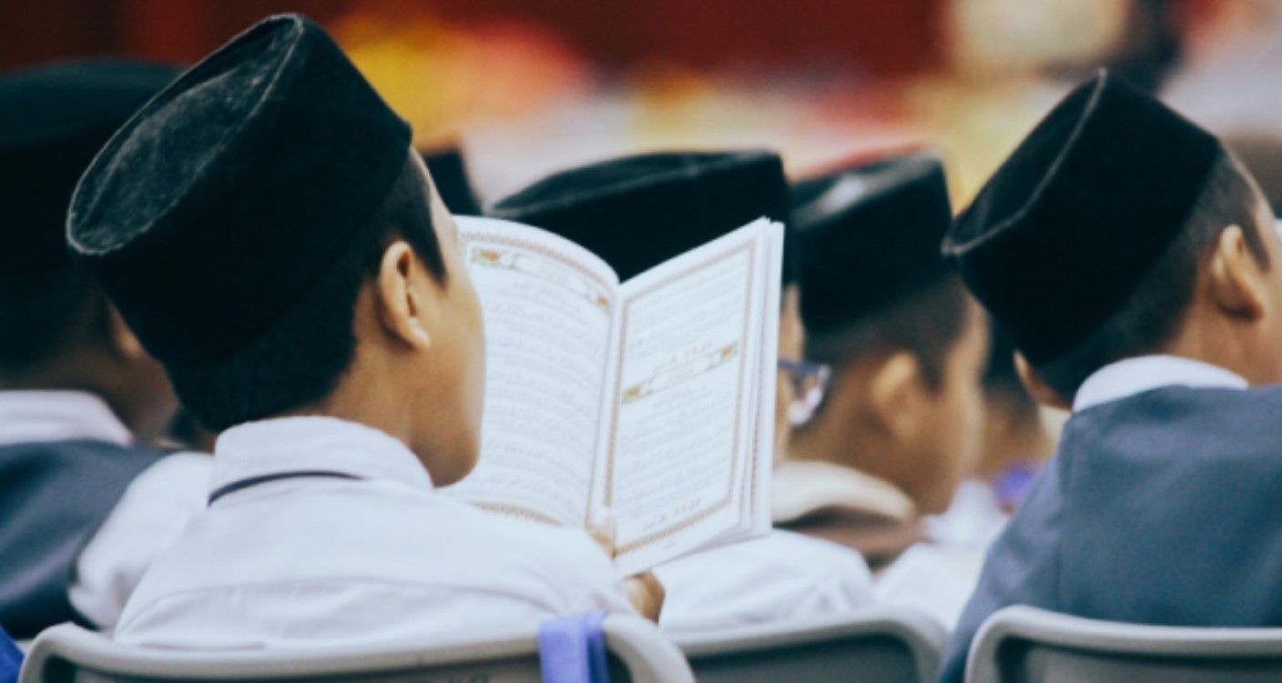 Detail Surat Setelah Al Kahfi Nomer 34