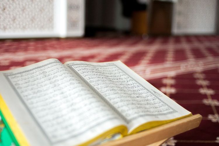 Detail Surat Yang Dibaca Setelah Sholat Isya Nomer 51