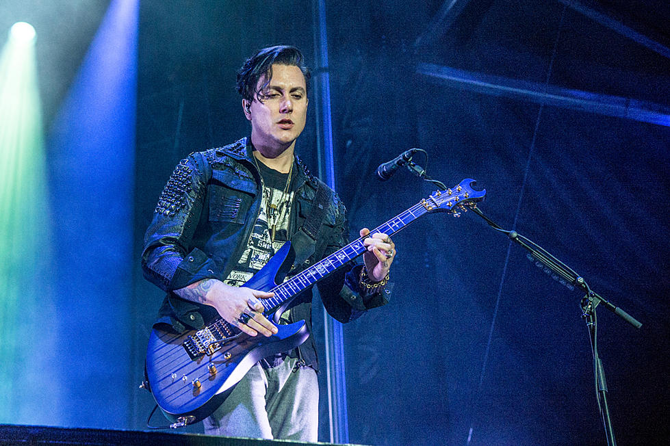 Detail Synyster Gates 2016 Nomer 7