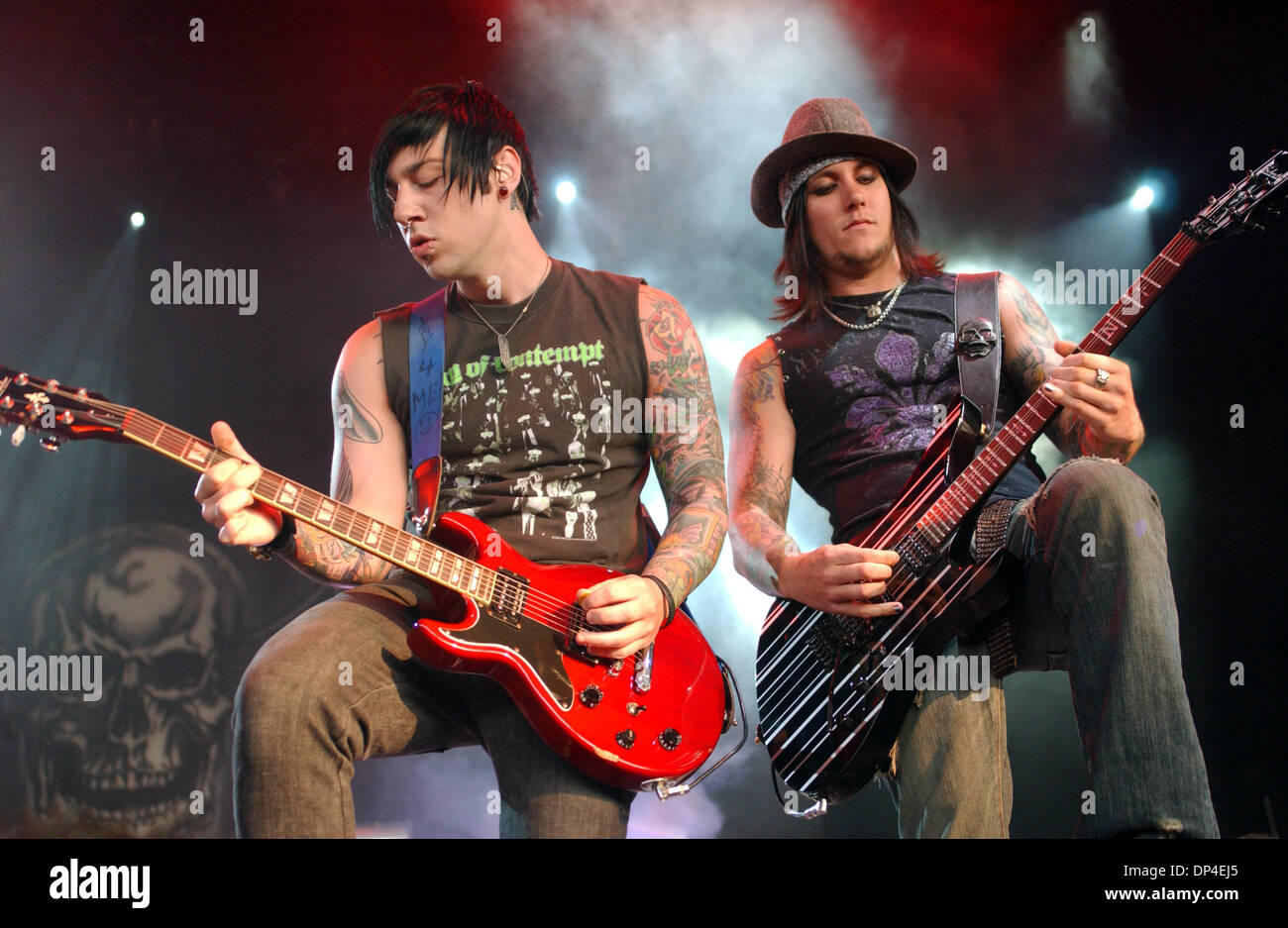 Detail Synyster Gates And Zacky Vengeance Wallpaper Nomer 32