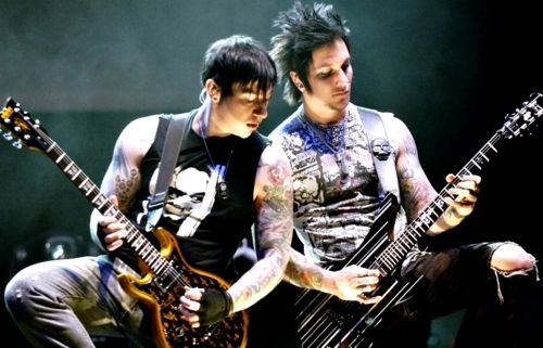 Detail Synyster Gates And Zacky Vengeance Wallpaper Nomer 5