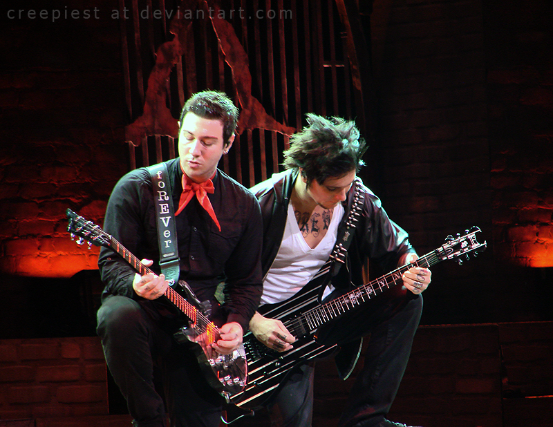 Detail Synyster Gates And Zacky Vengeance Wallpaper Nomer 42