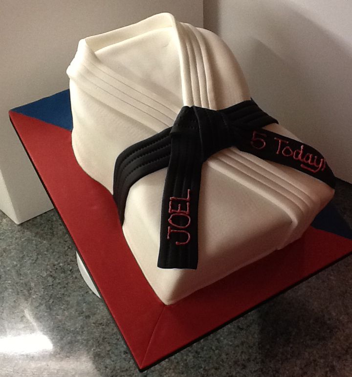 Detail Taekwondo Black Belt Cake Nomer 11