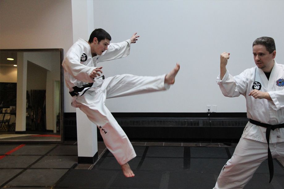 Detail Taekwondo Scissor Kick Nomer 5