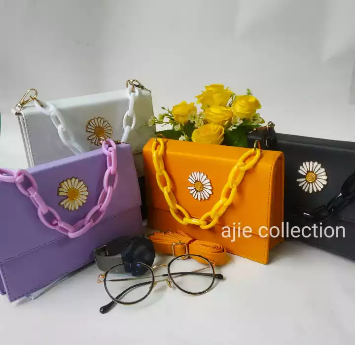 Detail Tas Bunga Daisy Nomer 23