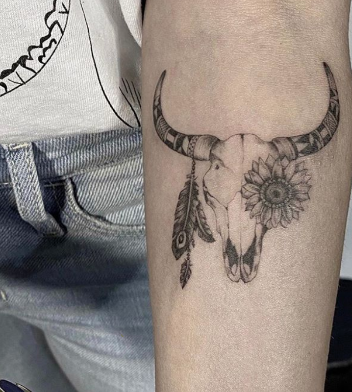 Detail Taurus Skull Tattoos Nomer 27