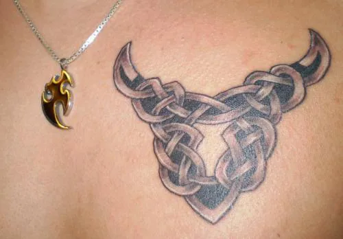 Detail Taurus Skull Tattoos Nomer 31