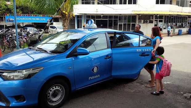 Detail Taxi Blue Bird Gratis Nomer 20