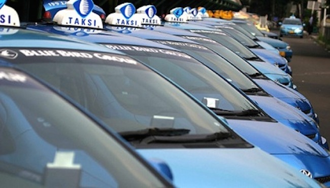 Detail Taxi Blue Bird Gratis Nomer 24