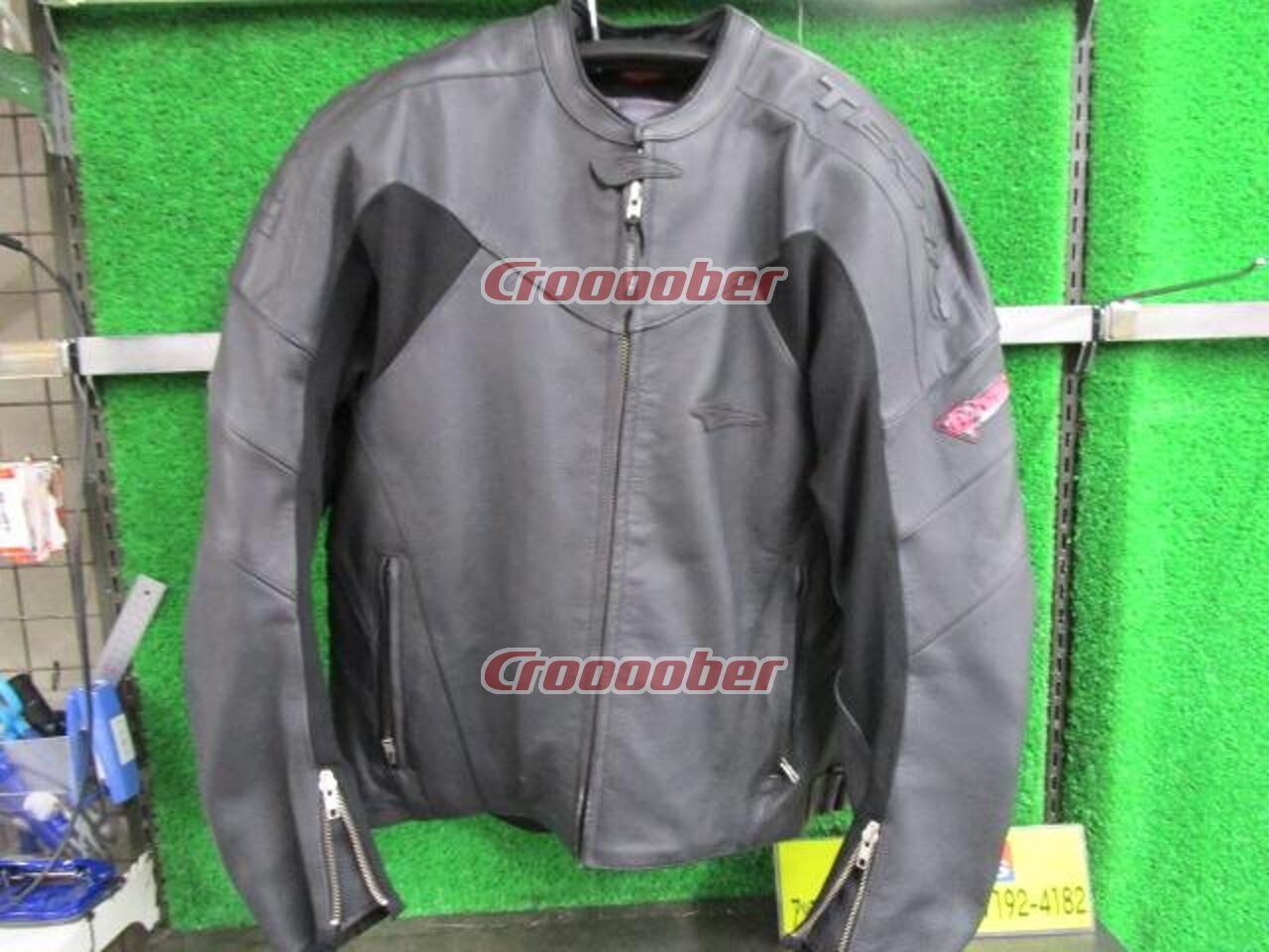 Detail Technic Leather Jacket Nomer 19