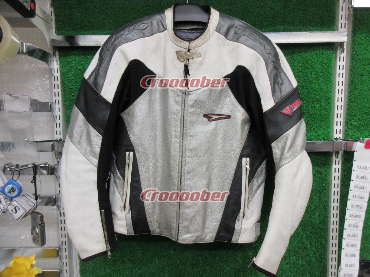 Detail Technic Leather Jacket Nomer 20
