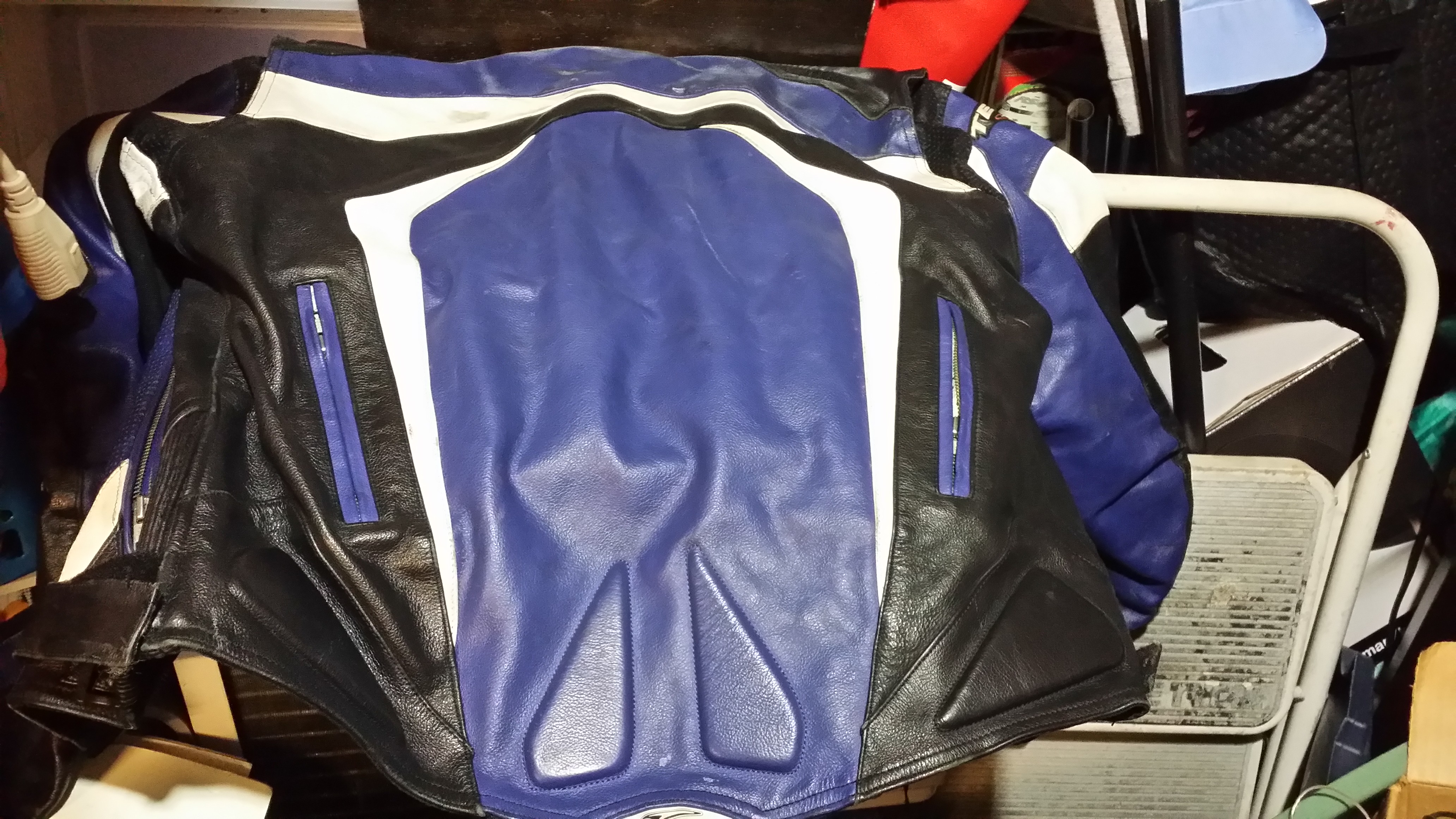 Detail Technic Leather Jacket Nomer 42