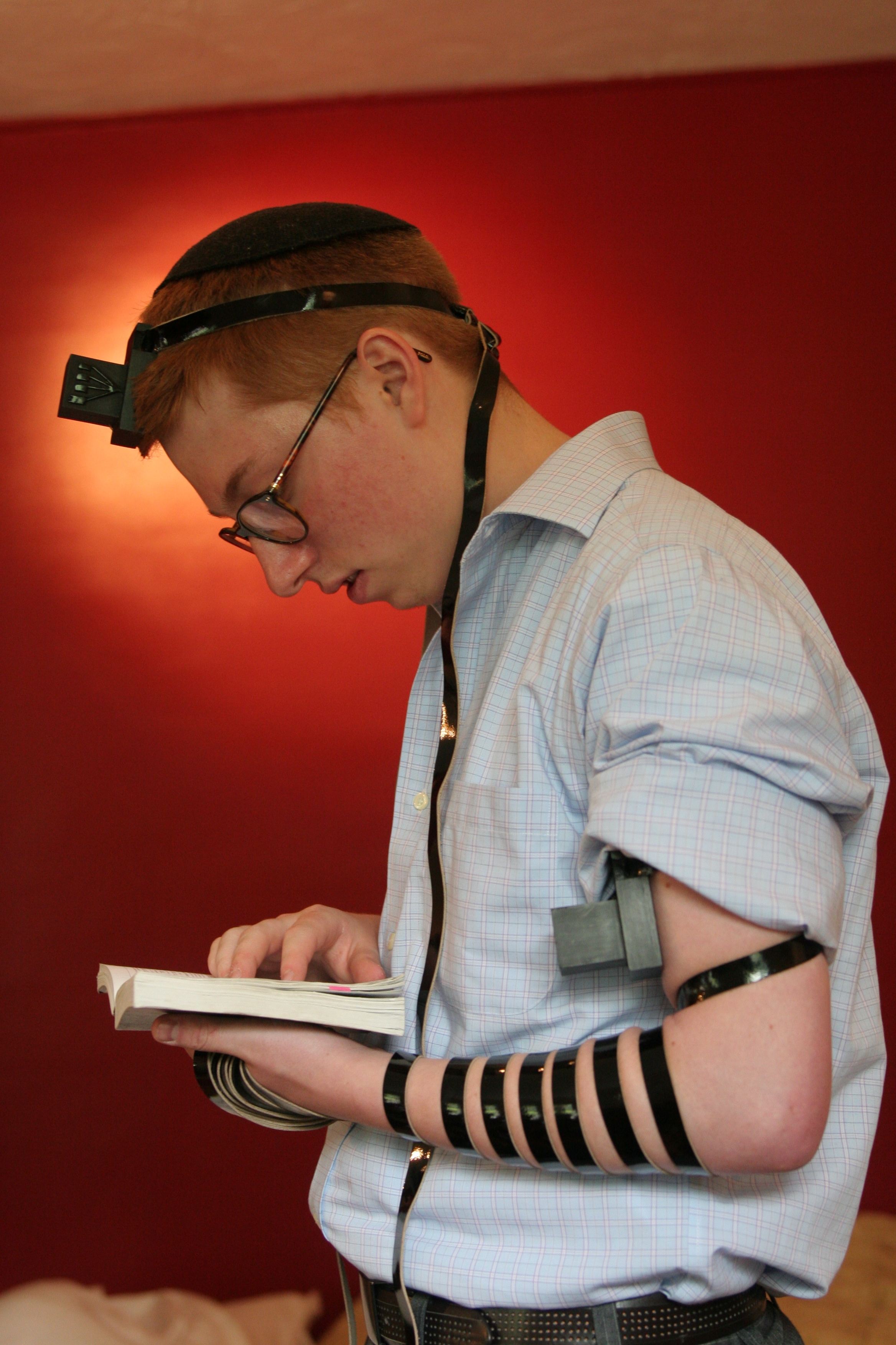 Detail Tefillin Definition Nomer 12