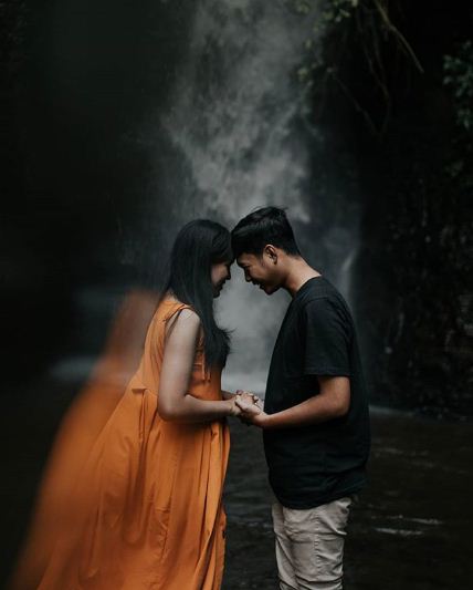 Detail Tema Foto Prewedding Outdoor Nomer 46