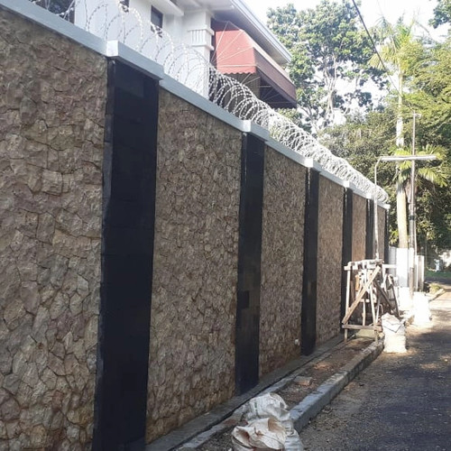Detail Tembok Rumah Batu Alam Nomer 16
