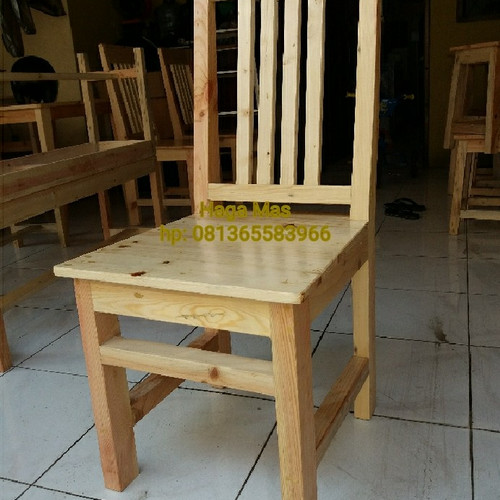 Detail Tempat Duduk Dari Kayu Nomer 6
